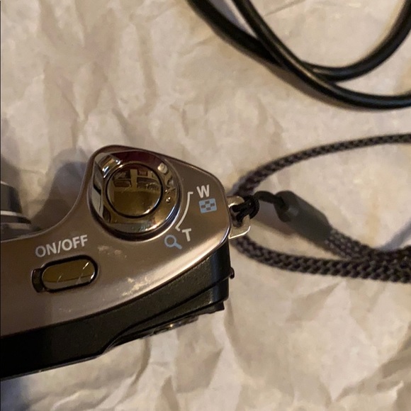 Olympus Camera - Picture 4 of 4